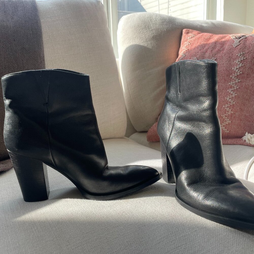 Vince ankle boots, black, size 9